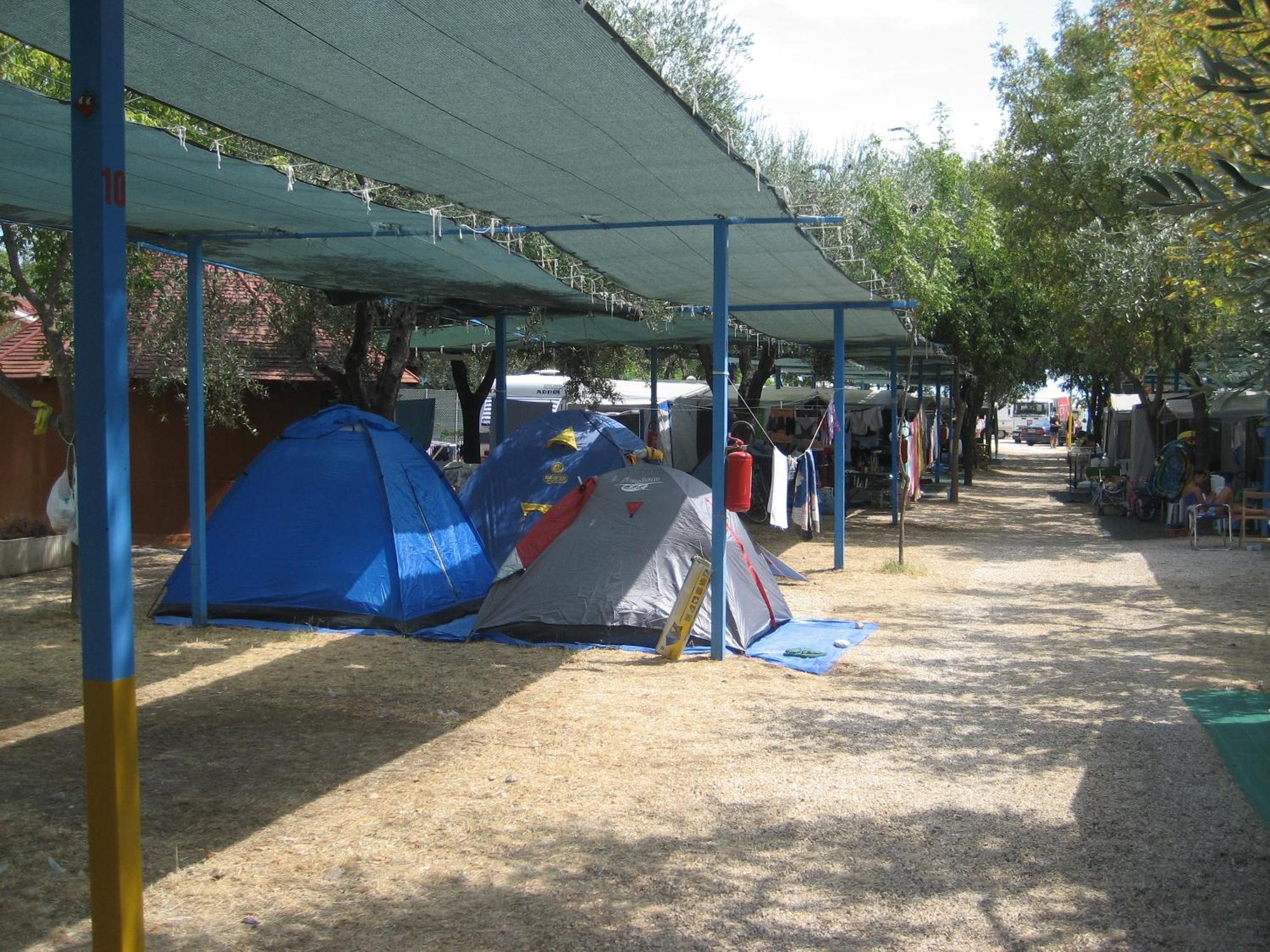 Mattinata Camping ภายนอก รูปภาพ